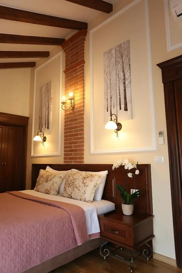 Vila Dante Boutique Hotel Tushemisht Albania