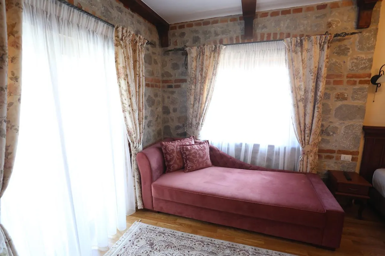 Vila Dante Boutique Hotel Tushemisht Albania